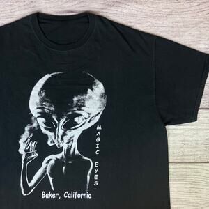Vintage Magic Eyes Baker, California Alien T-shirt